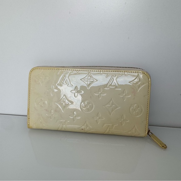 Authentic Louis Vuitton Zippy leather wallet 🔥 DEAL - Picture 2 of 16